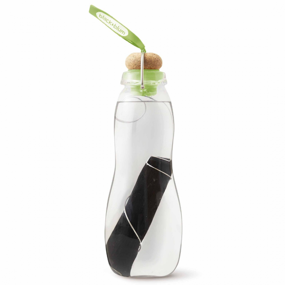 Bouteille D Eau Et Charbon Pour Filtrer L Eau Black Blum