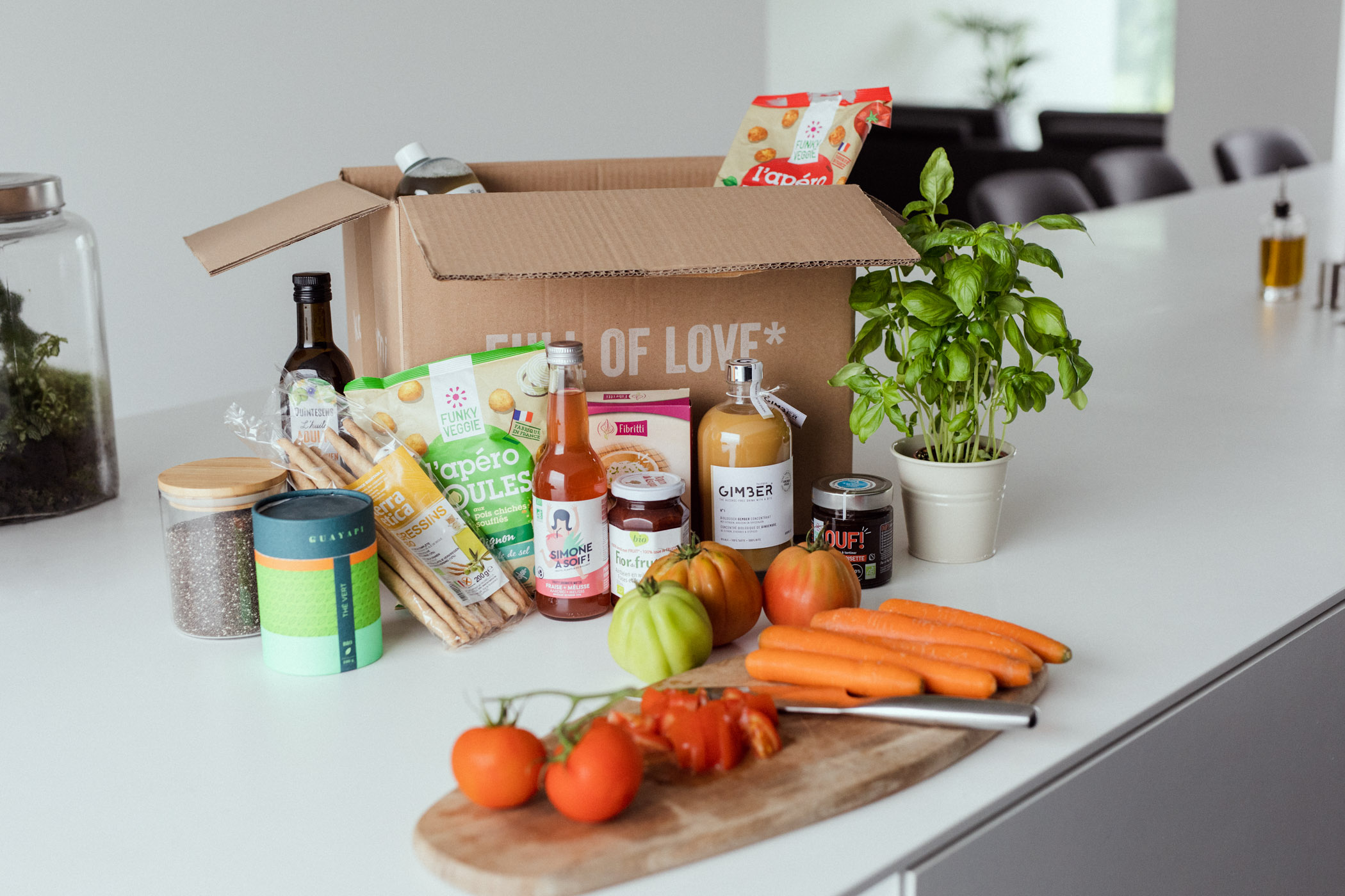 Healthy and sustainable shopping without breaking the bank