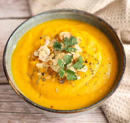 Soupe de patate douce, carottes et touche de gingembre