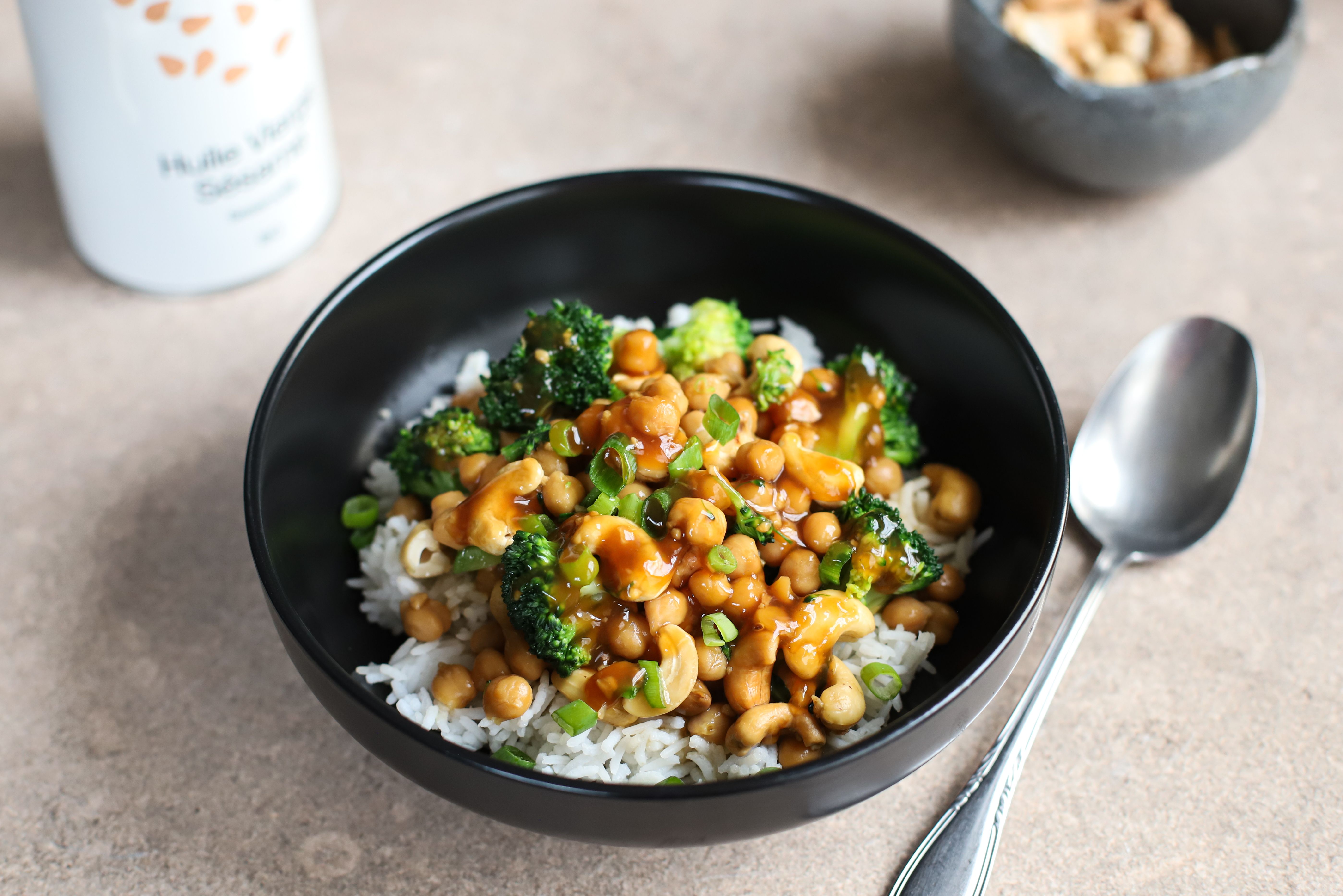 Snelle wok met cashewnoten