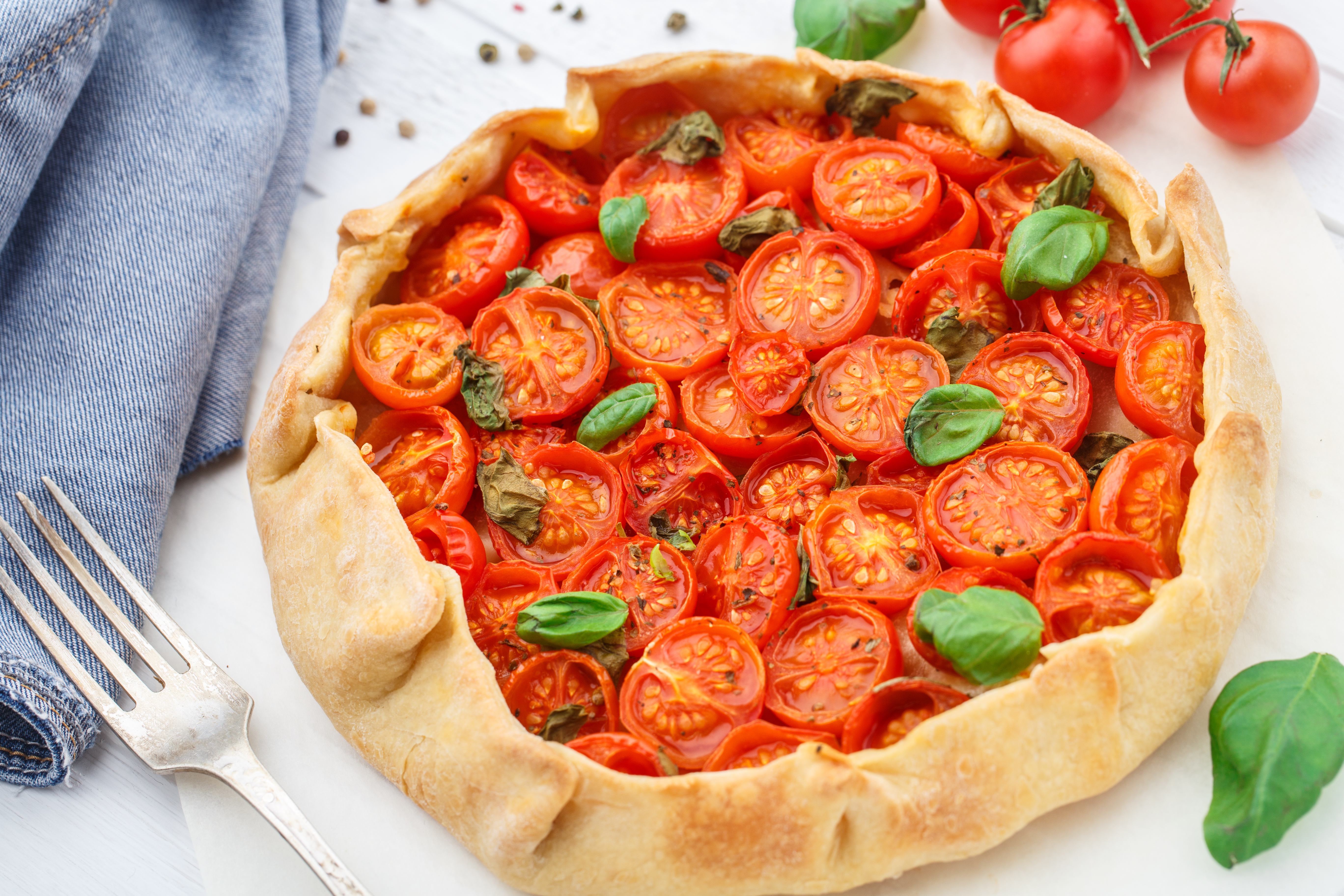 Tarte fine à la tomate